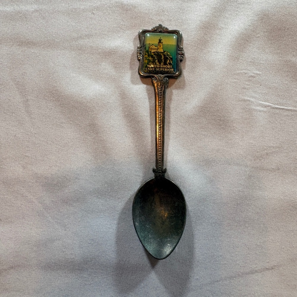 Perfection North Shore Lake Superior Souvenir Spoon Silver Plated Lighthouse NZ
